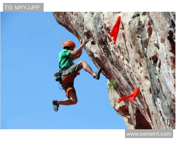 北京攀岩队在世界攀岩锦标赛中的意识表现与技术分析 北京攀岩队在世界攀岩锦标赛中的意识表现与技术分析